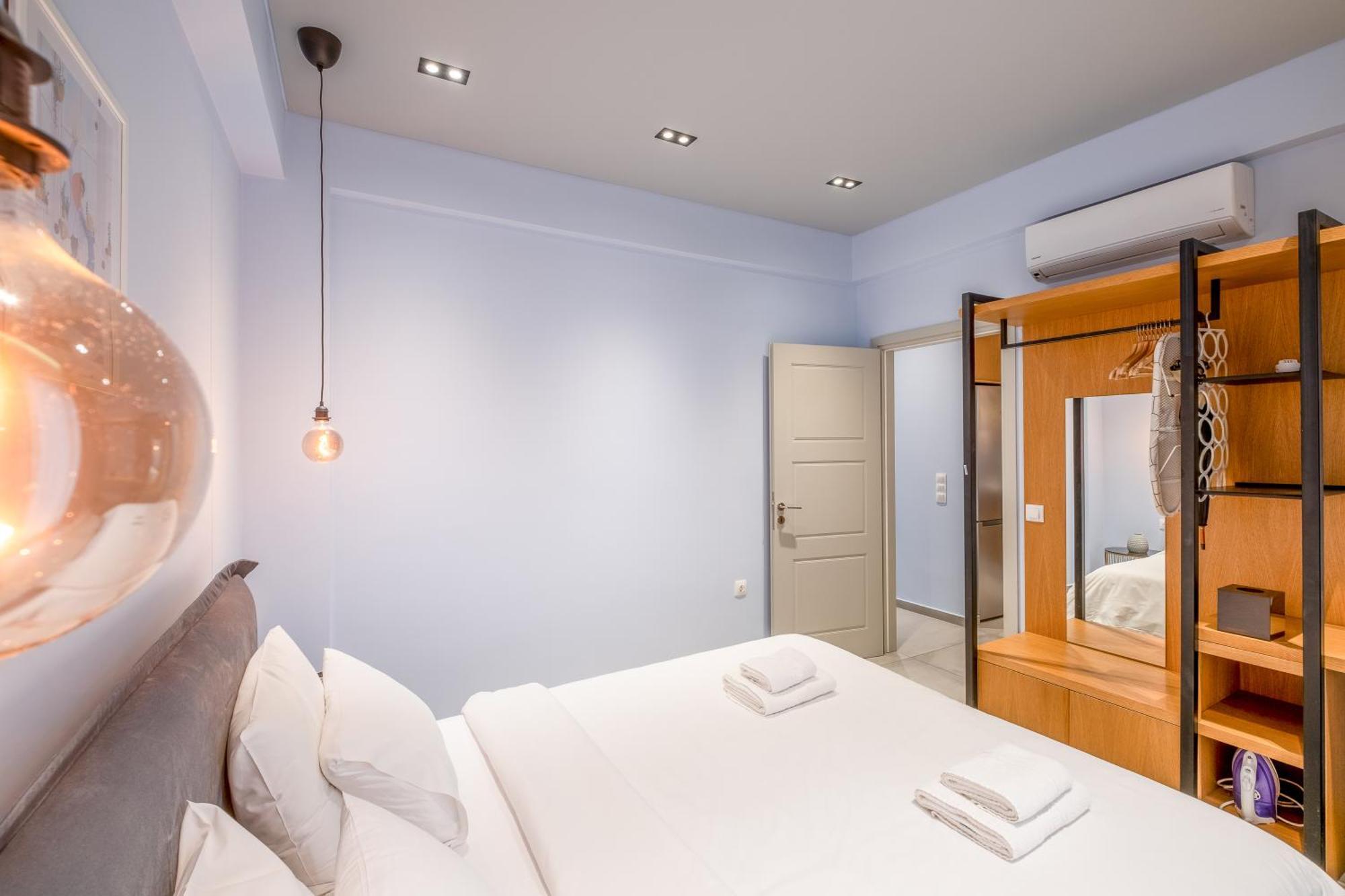 Апартаменты Sleek Plaka Retreat - Heart Of Афины Экстерьер фото