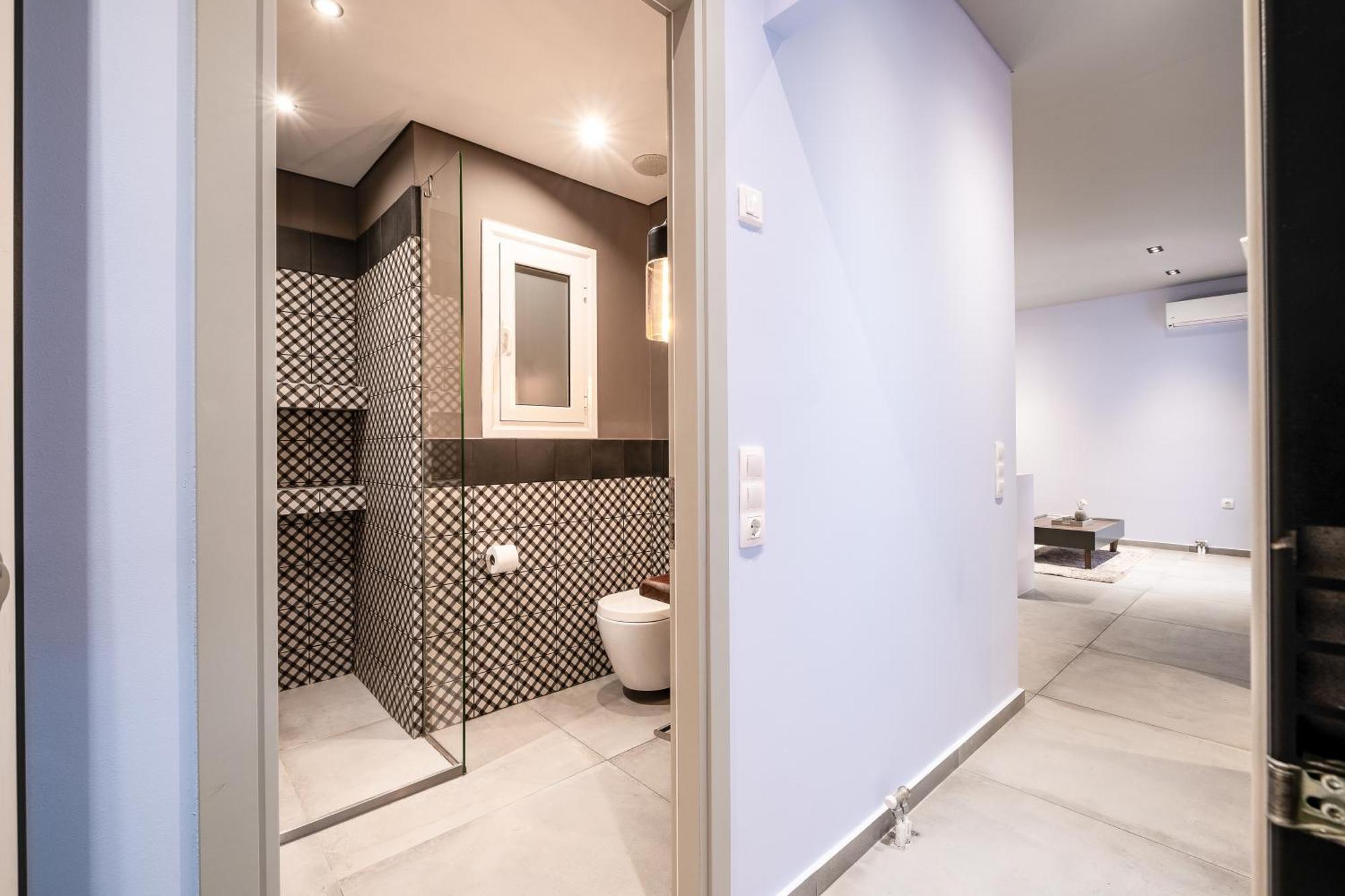Апартаменты Sleek Plaka Retreat - Heart Of Афины Экстерьер фото